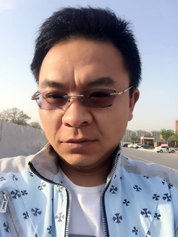 执着的等待的第一张照片--三明交友网