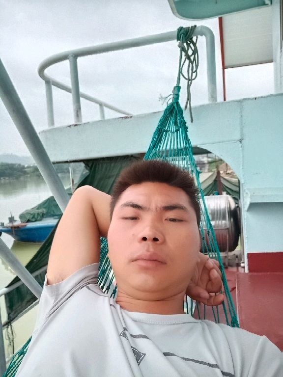 小哥哥的第一张照片--三明交友网