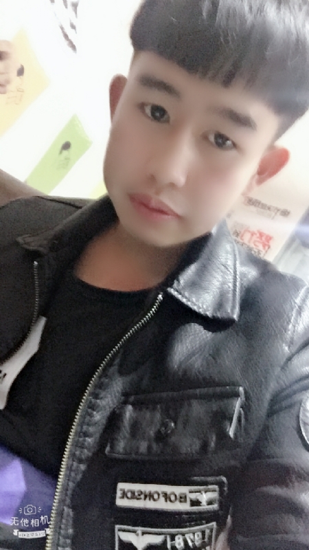 军绿色的第一张照片--三明交友网