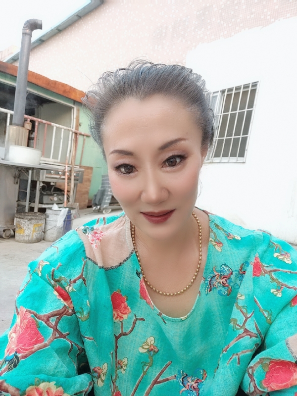 燕子的第三张照片--三明交友网