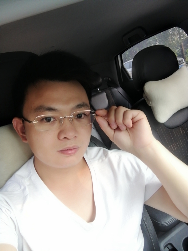 幸福的拥抱的第二张照片--三明交友网