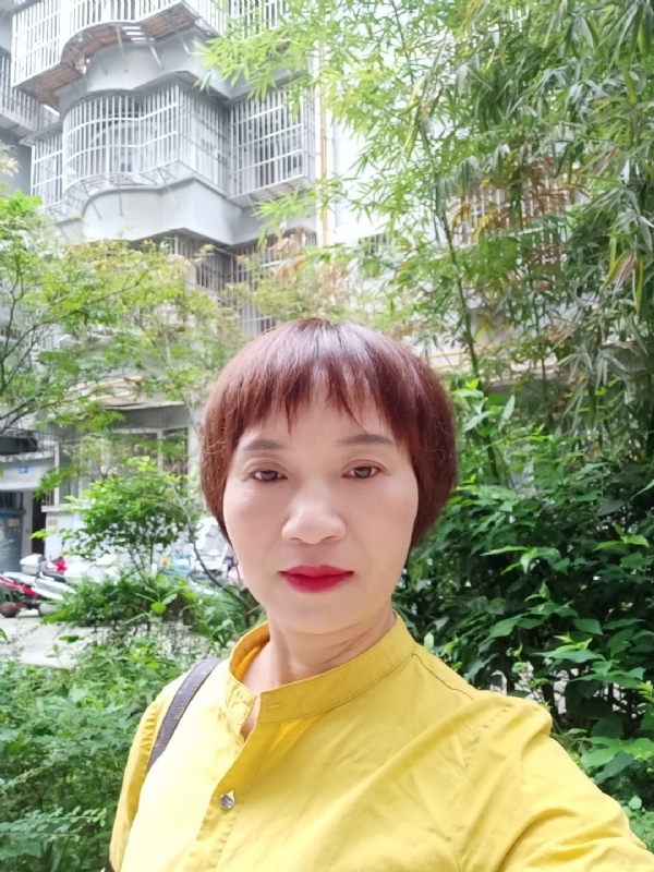 小瓶子的第二张照片--三明交友网