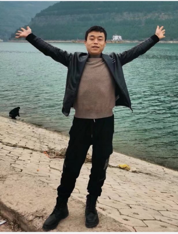 寂寞的风的第二张照片--三明交友网