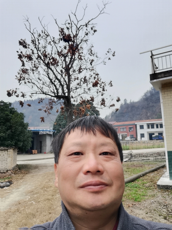 苏众青春冲浪的第一张照片--三明交友网