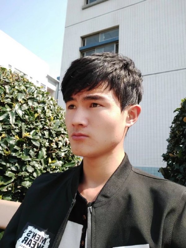 阳光男孩的第四张照片--三明交友网