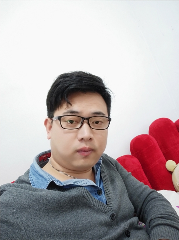何必在亿的第一张照片--三明交友网