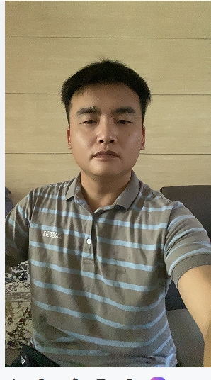 走在红毯那一天的第二张照片--三明交友网
