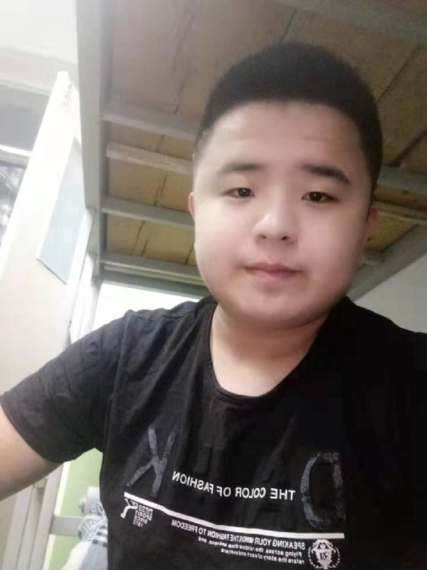 打小就爱淘气的第一张照片--三明交友网