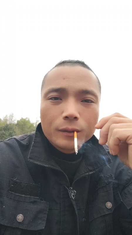 伯爵的第一张照片--三明交友网