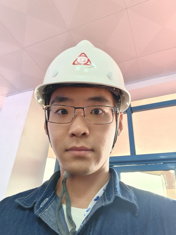 何鹏宇的第二张照片--三明交友网