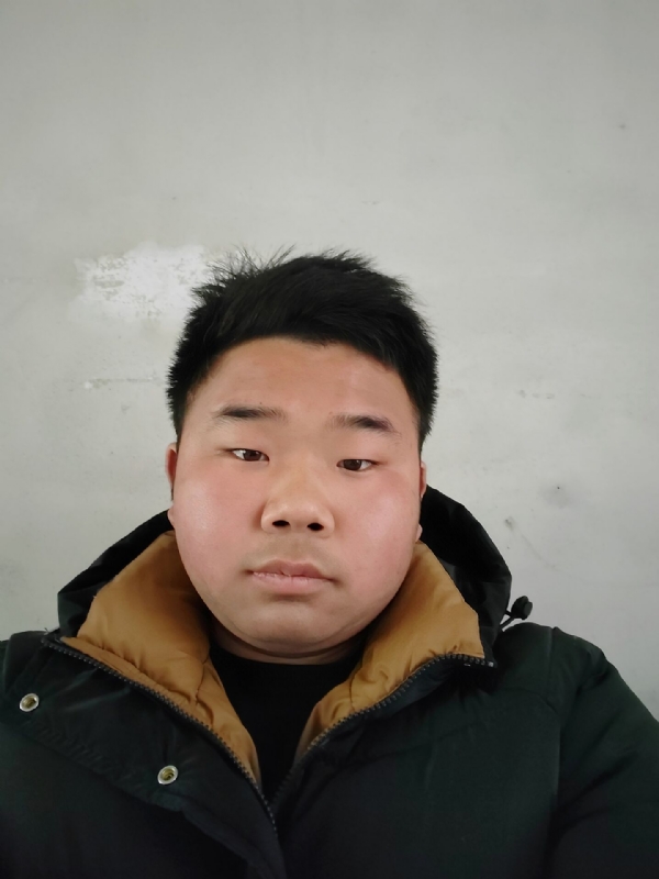 精神饱满的第四张照片--三明交友网