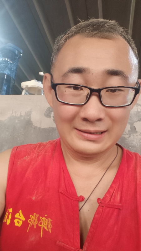 黑黑一笑的第二张照片--三明交友网